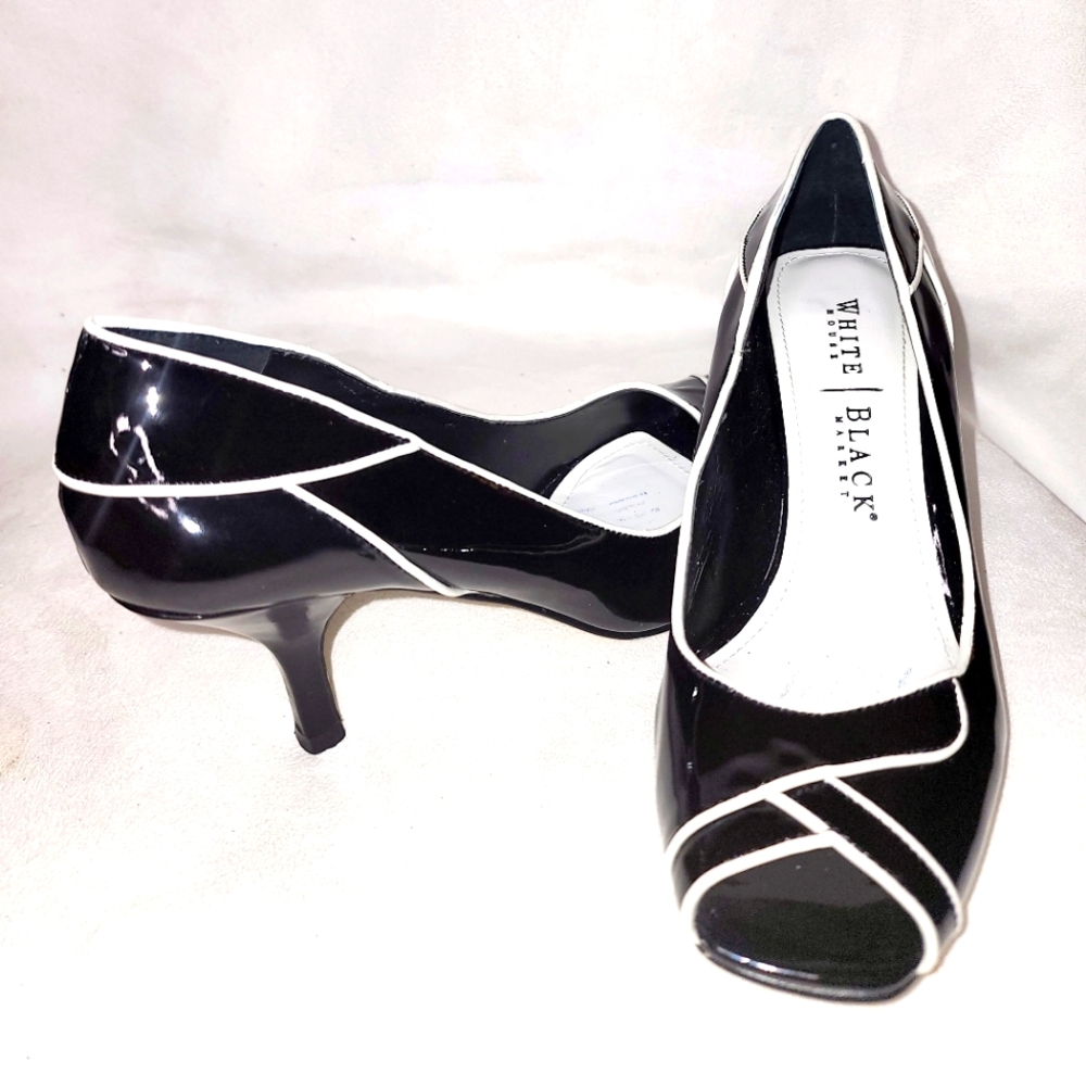 White House Black Market Vintage Black Pumps